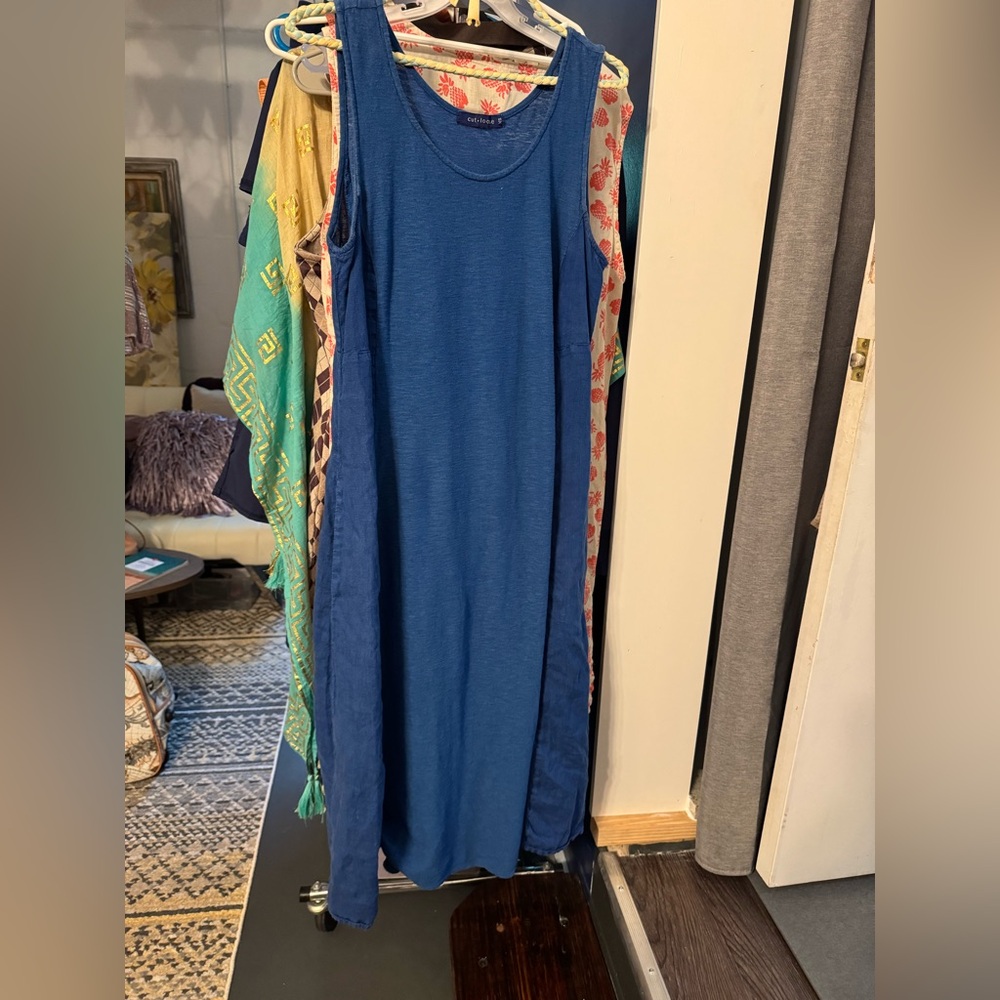 Cut Loose Deep Blue Casual Top